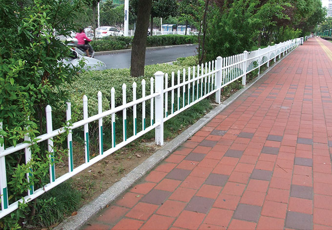 廣州草坪護(hù)欄