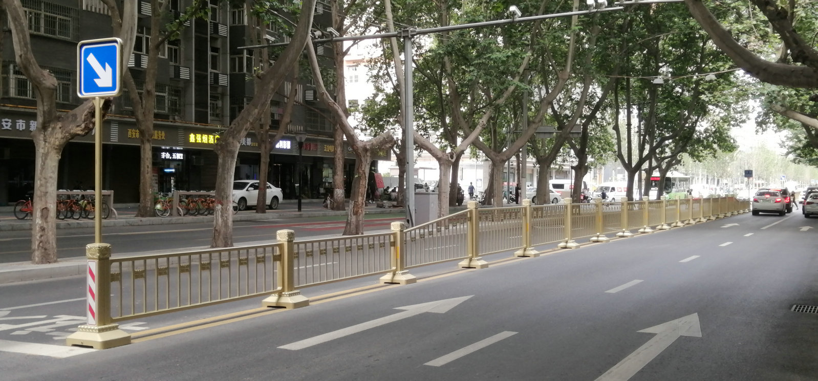 陜西西安護(hù)欄實(shí)例